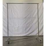 Porte habit en Z avec roulettes - Penderie | Matériel Forain