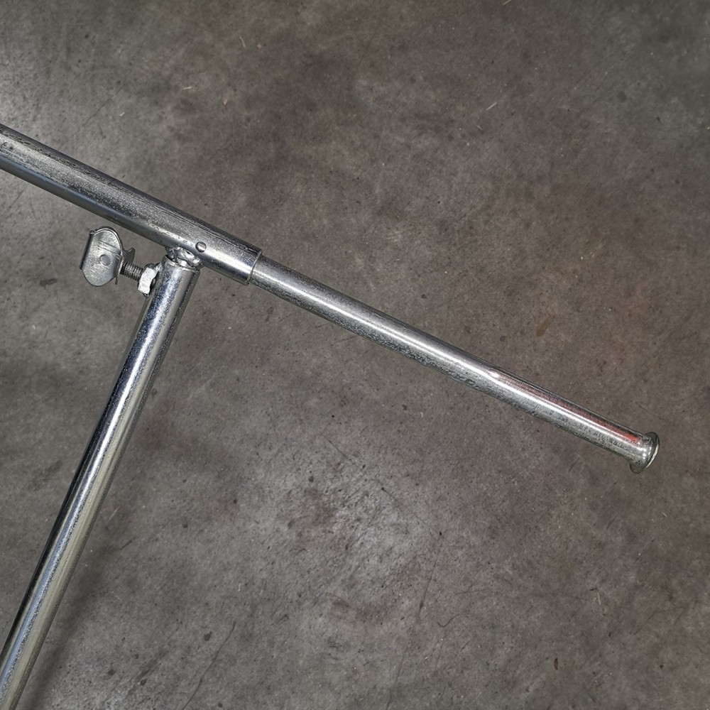 Porte habit long fixe avec roulettes acier et rallonges - Penderie | Matériel Forain